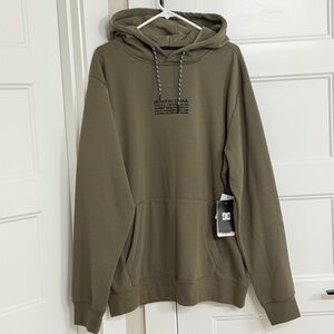 DC Verse PO DWR Mens Hoodie Frost Green Khaki Size L. NWT